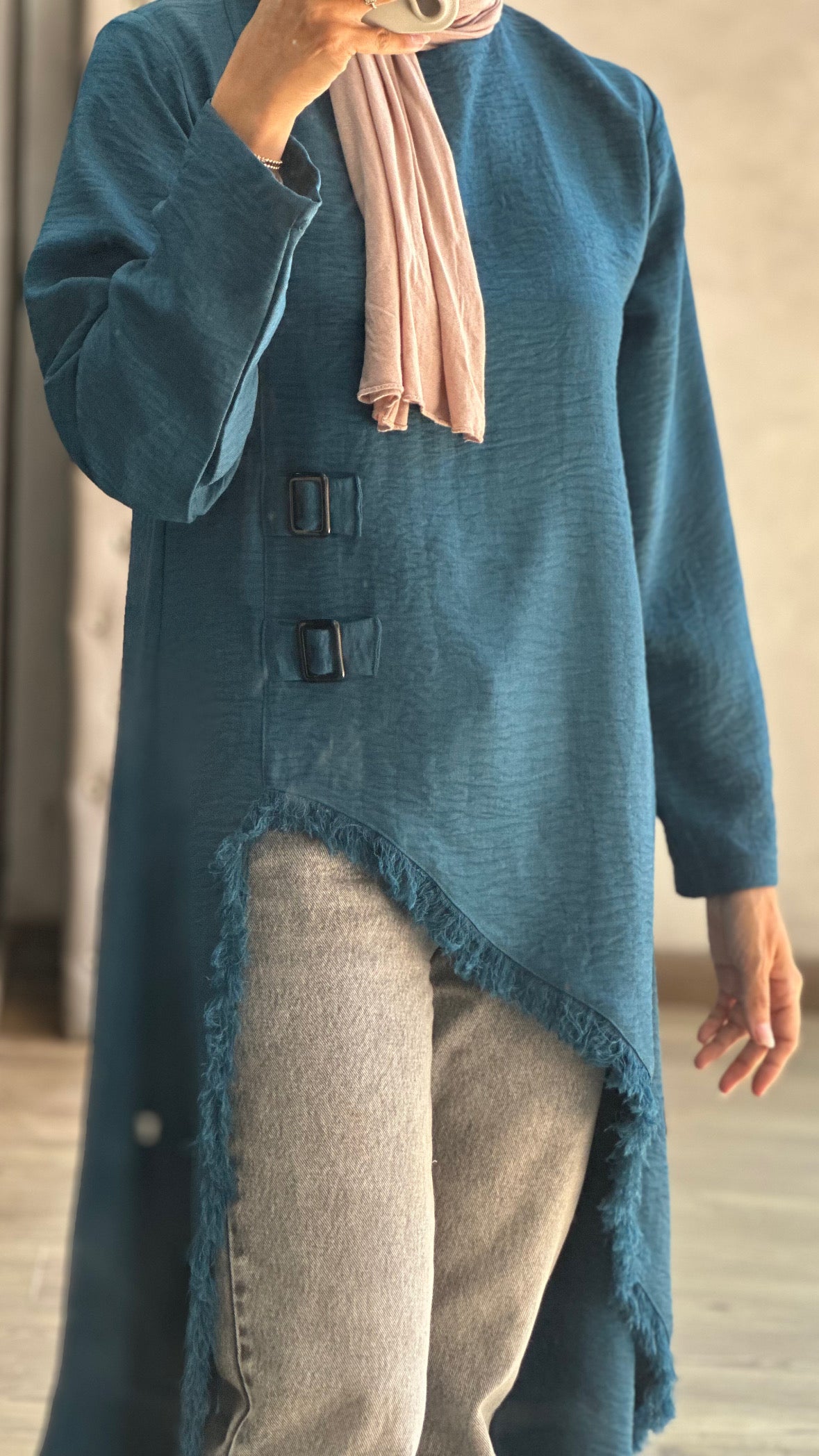 Edged Top in Teal