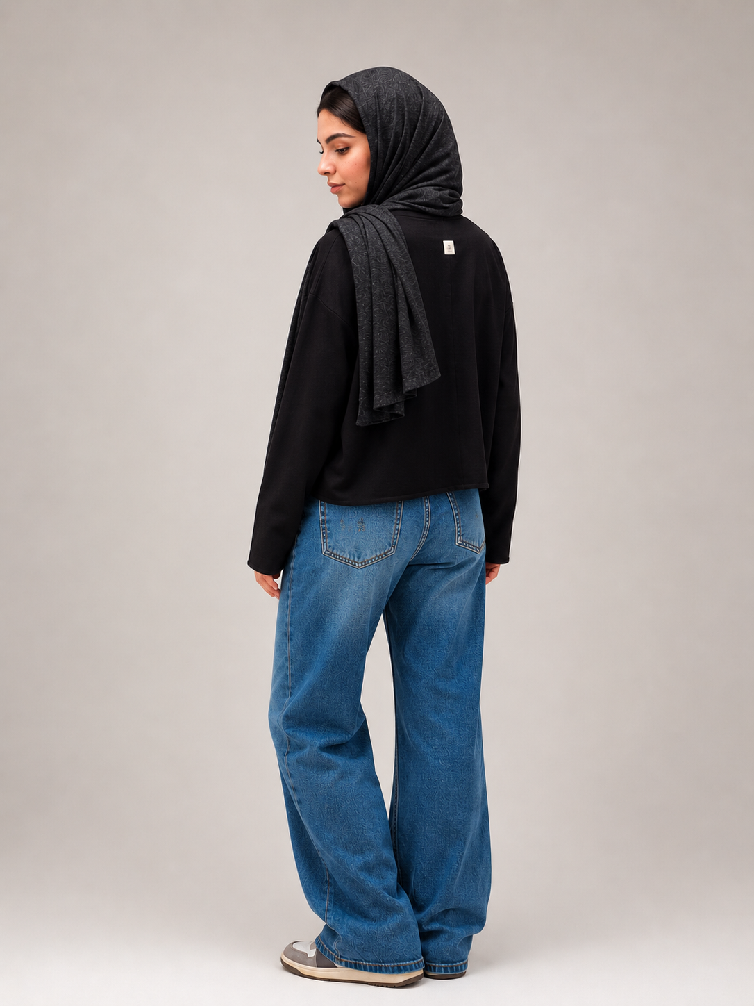 Youth Essential Top in Black
