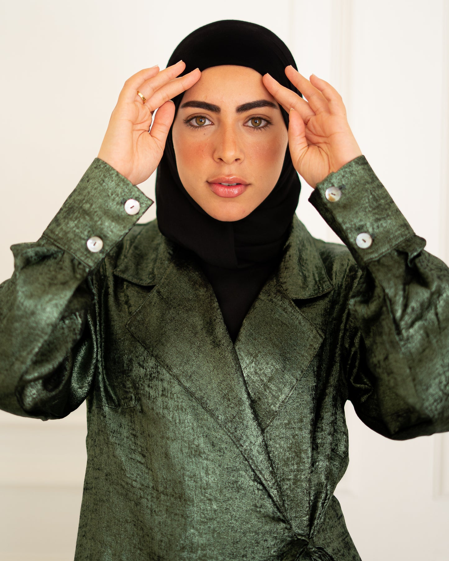 Glow Reflective Set in Olive