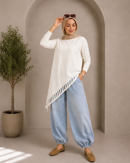 Cut-Out Cotton Top in Off White